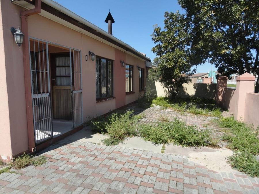 2 Bedroom Property for Sale in Forest Heights Western Cape